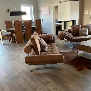 https://luxury-urban-penthouse.dresdenhotels.net
